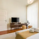 Almada Charm &