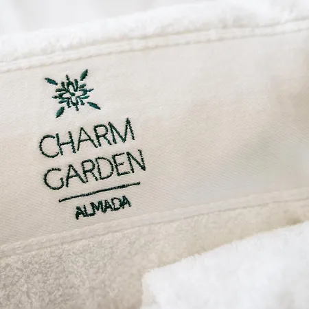 Almada Charm &