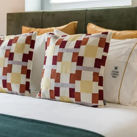 Almada Charm & 4* Porto