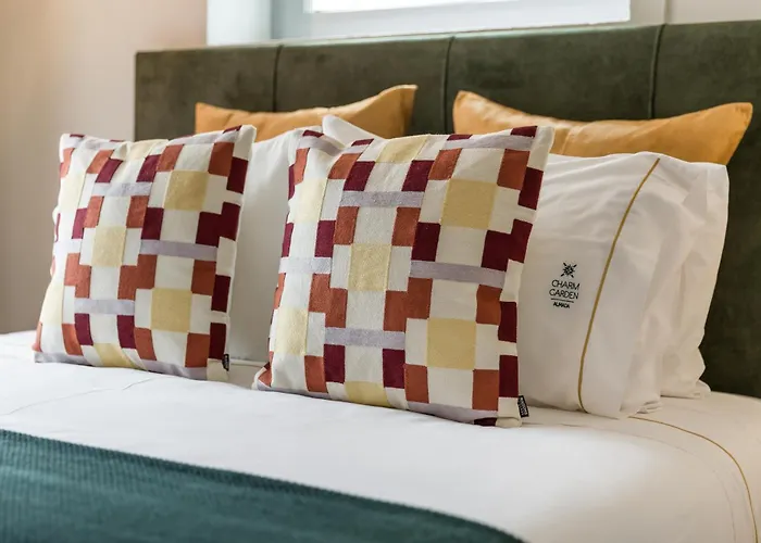 Almada Charm & 4* Oporto