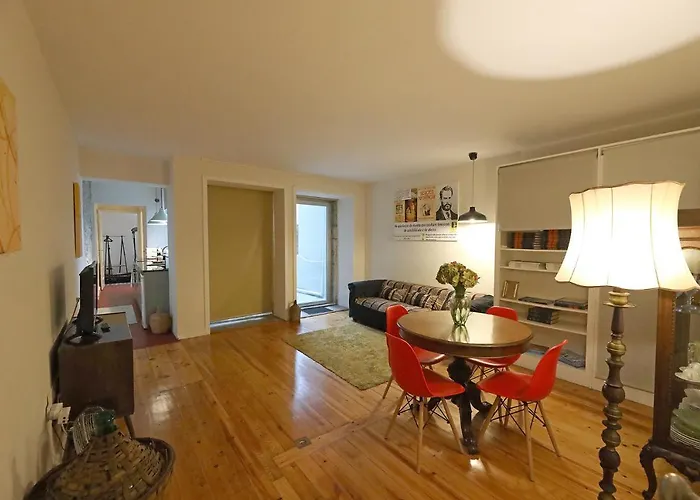 Almada Charm & 4* Porto