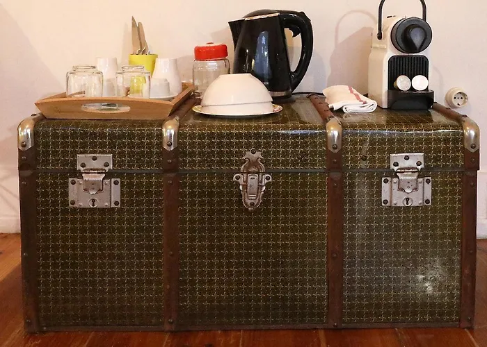 Almada Charm & Oporto