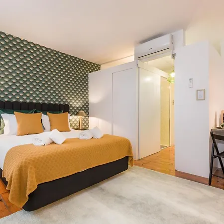 Guest house Almada Charm &