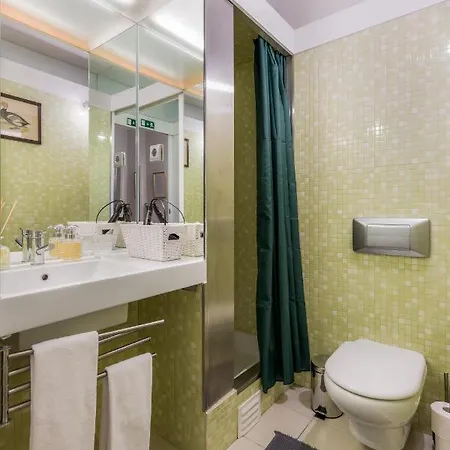 בית הארחה Almada Charm & 4*