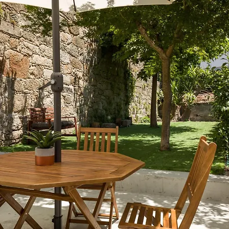 Almada Charm & Guest house Porto
