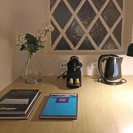 Almada Charm & פורטו