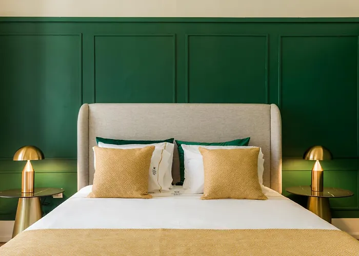 Guest house Almada Charm &