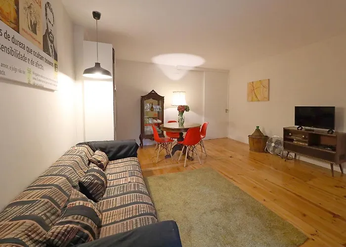 Guest house Almada Charm &