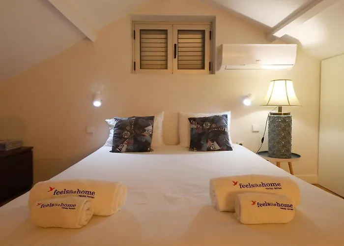Guest house Almada Charm & Porto