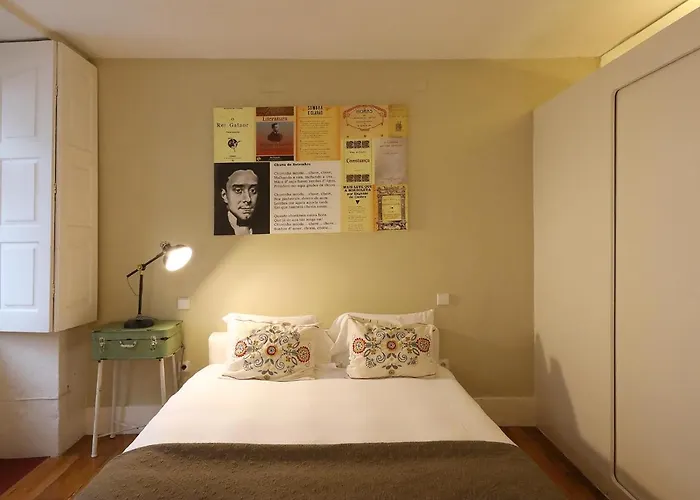 Almada Charm & Guest house 4*