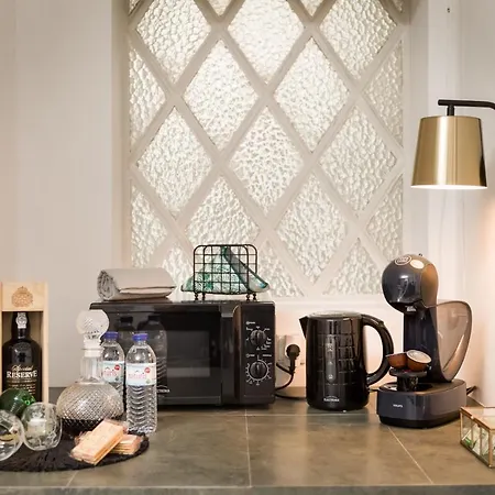 Almada Charm & Gasthuis 4*