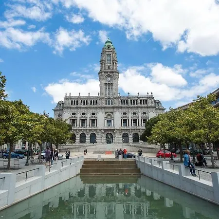 Almada Charm & Gasthuis 4*