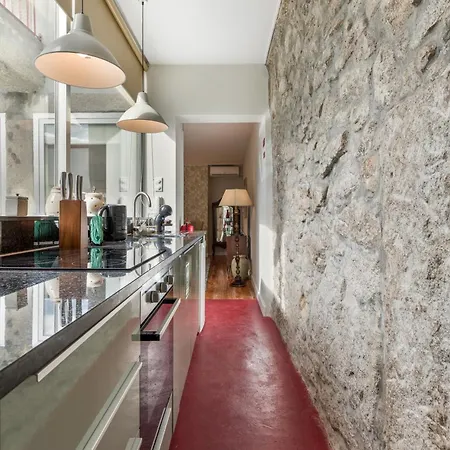 Almada Charm & Porto