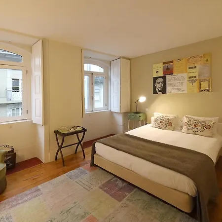 Almada Charm & Gasthuis 4*